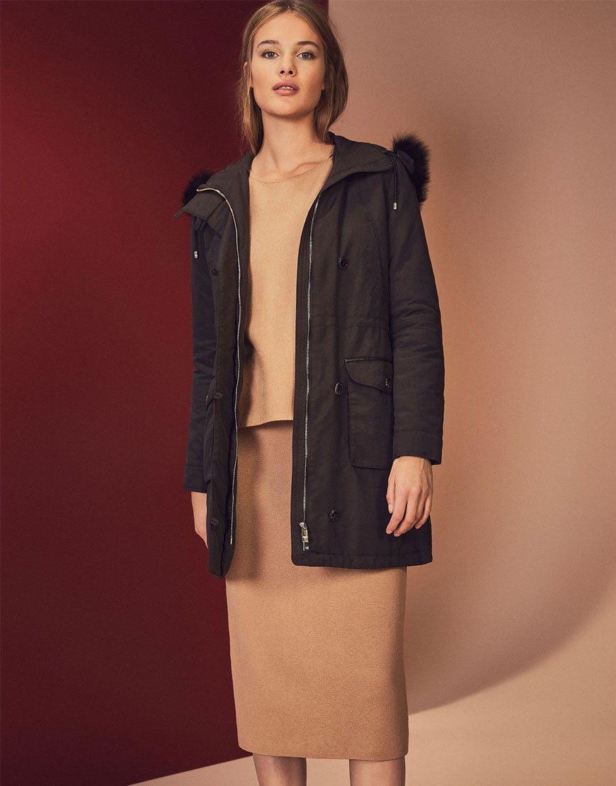 parka chestnut with detail of leather in capuz - demo-trendify (1)