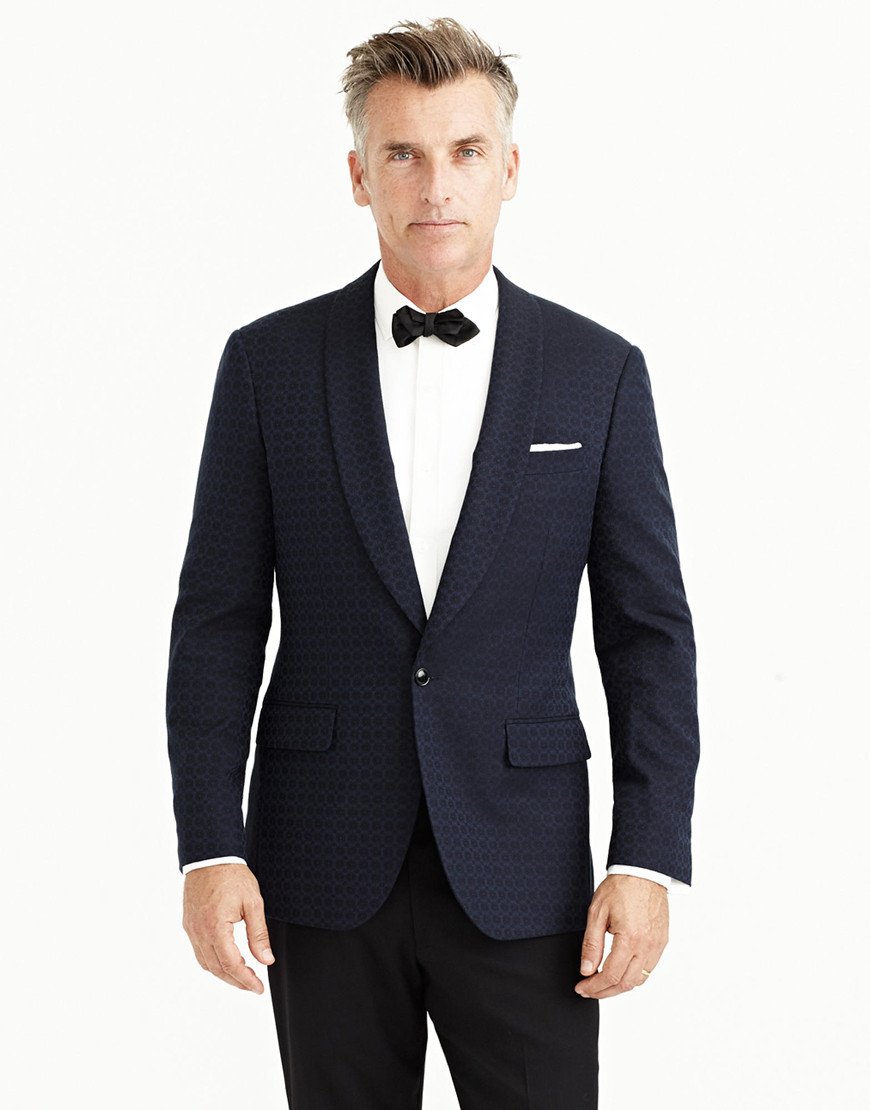 New Look Blue Suit 2 - demo-trendify